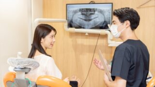 【数字】所得いくらから？医療法人化の損益分岐点シミュレーション（歯科・皮膚科事例）